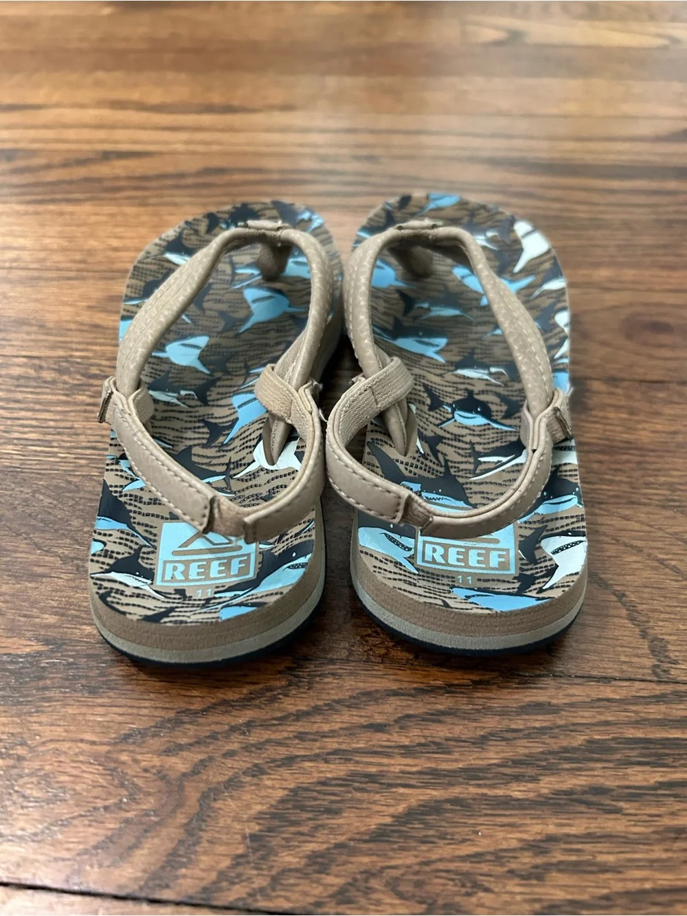 Reef Size 11 Kid Flip Flops with Blue Shark Print